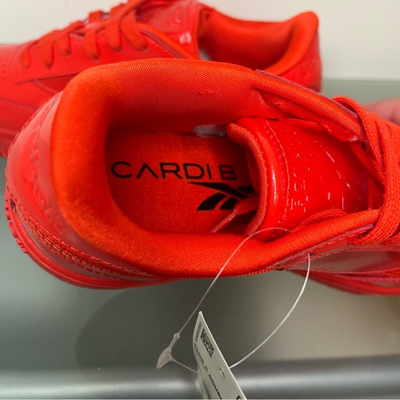 Reebok Cardi B Coated Club C Double Low Top Womens Shoes Triple Red Sz 7 FZ5219 - Picture 6 of 9